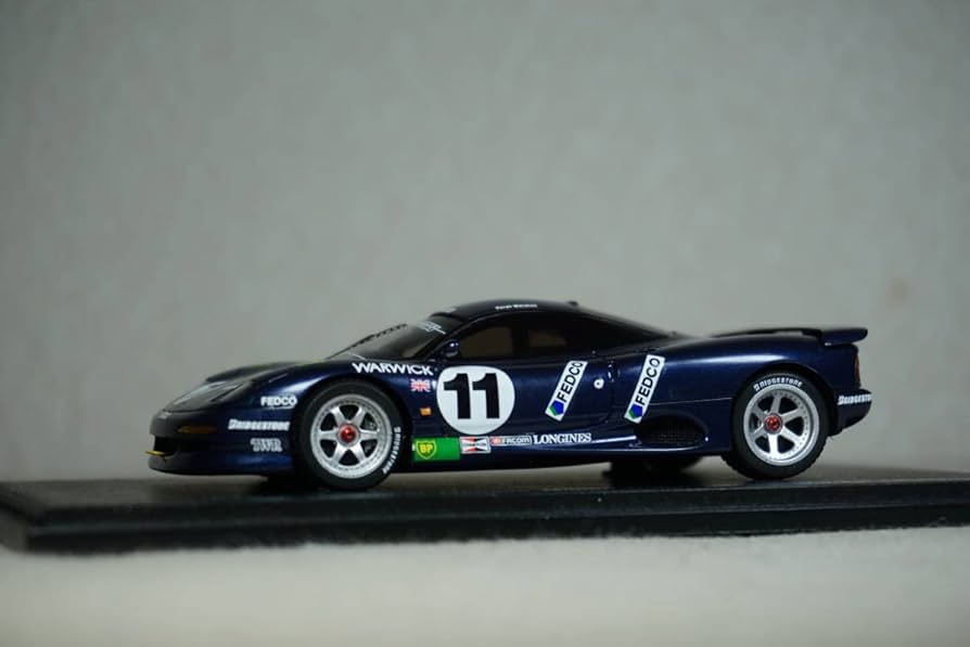 1/43 スパーク 国際貿易特注 ジャガー XJR 15 1990 メタリック